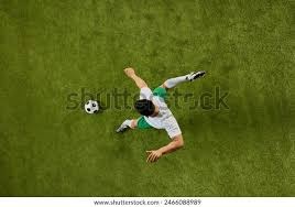 扑克中判断比操作重要（扑克牌局中，判断力重于操作）